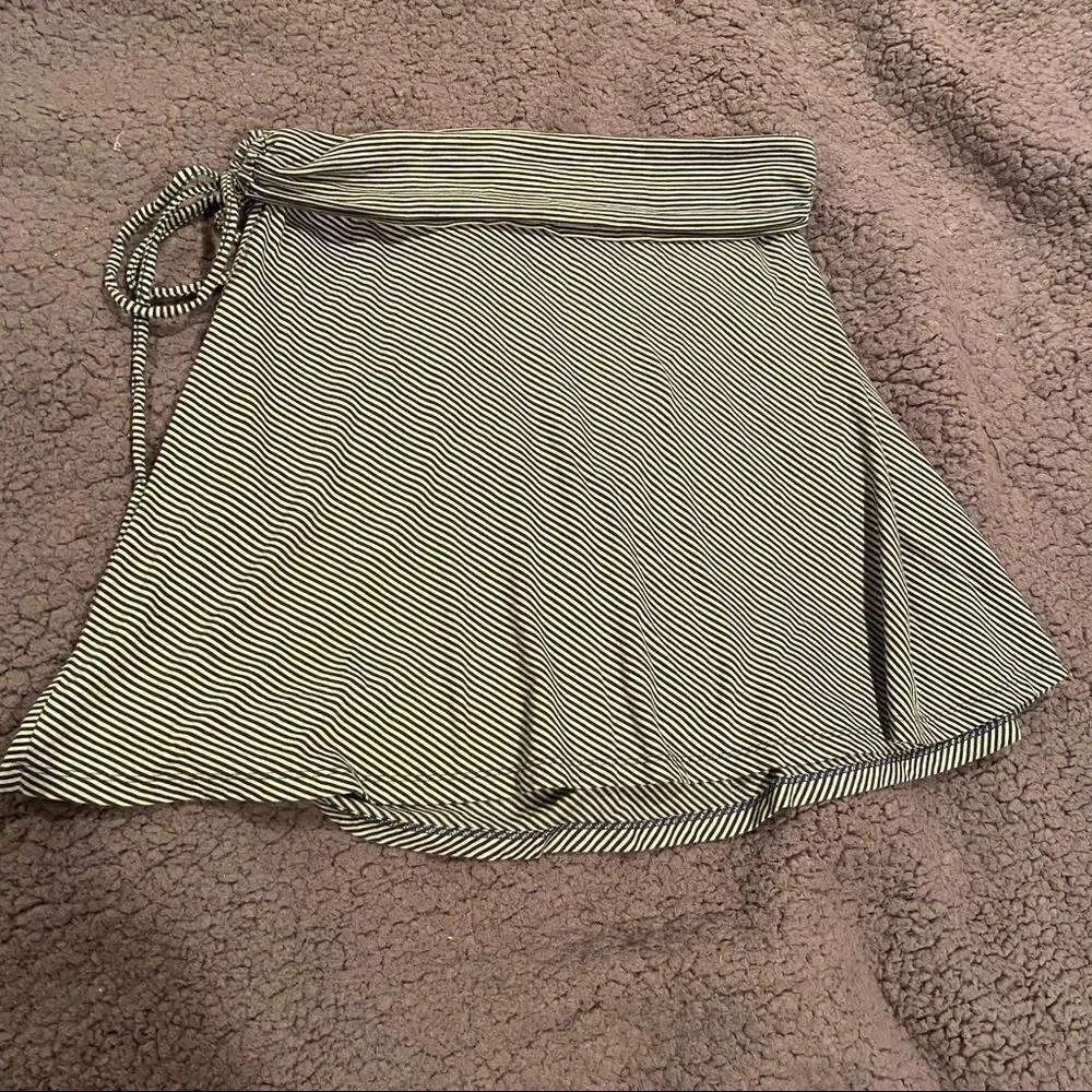 Patagonia Fold Over Skirt Size Small Striped